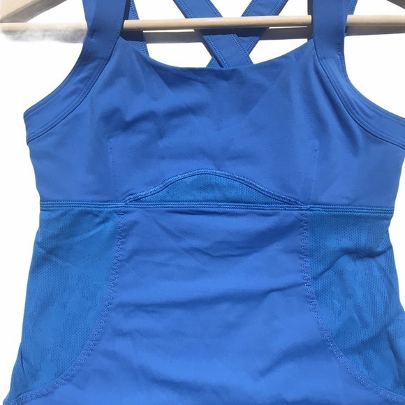 Lululemon Chaturanga Tank in Color: Porcelain Blue - Picture 9 of 10